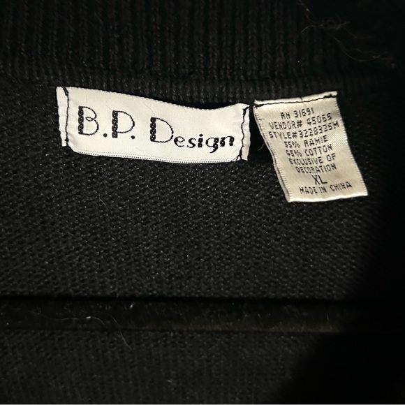 B P Design Size XL Black Embroidered Beaded Christmas Cardigan Sweater Vintage - Picture 6 of 12